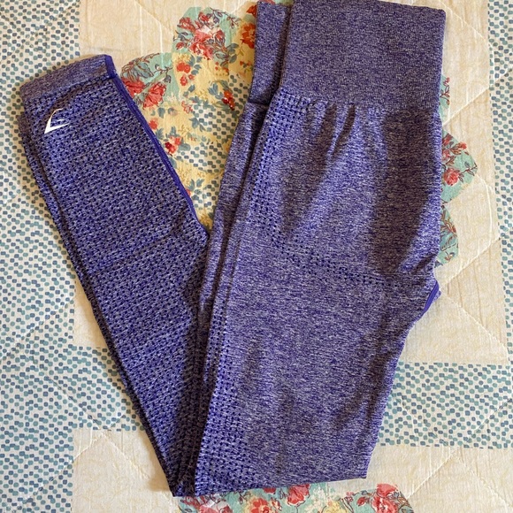 Gymshark Vital Seamless bright purple Leggings. Size small. - Picture 3 of 3